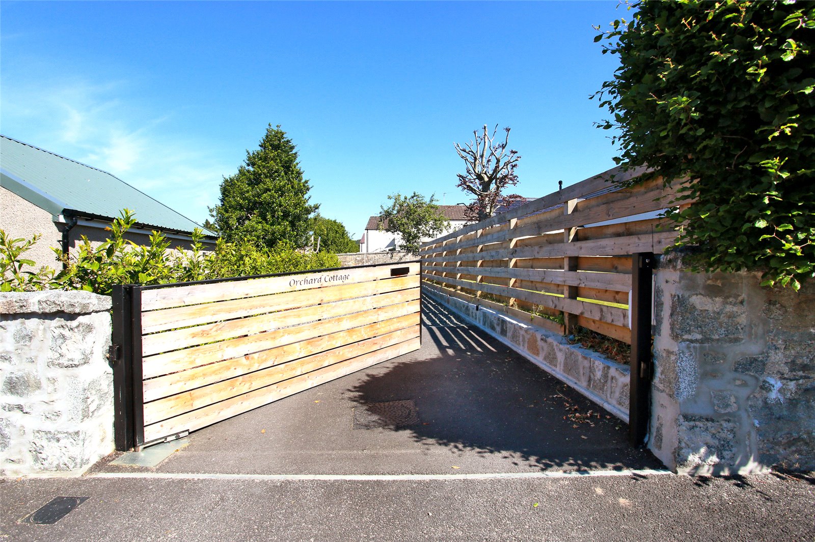 Orchard Cottage Driveway