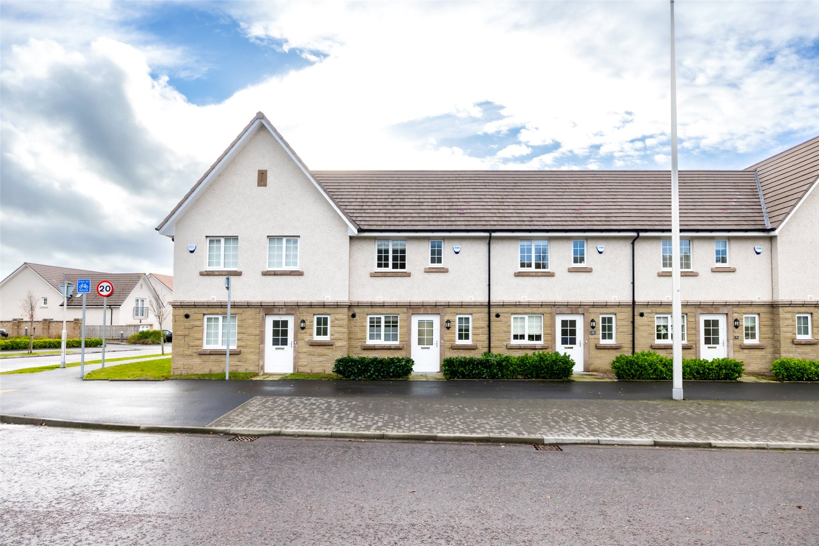 8 Craigbank Drive