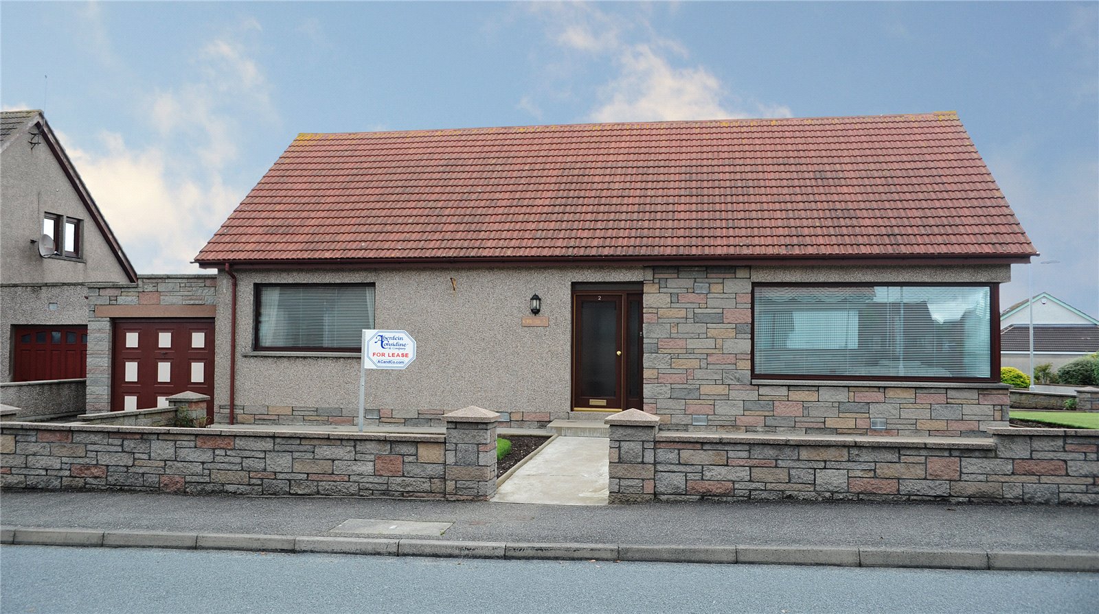 2 Staffa Street