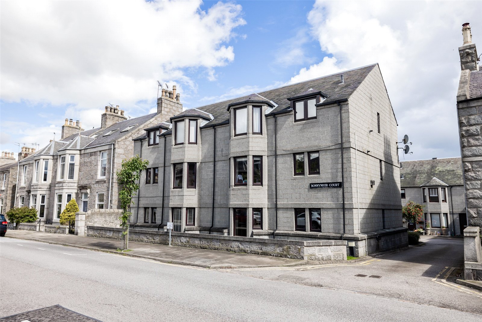 Flat 2 Bonnymuir Court
