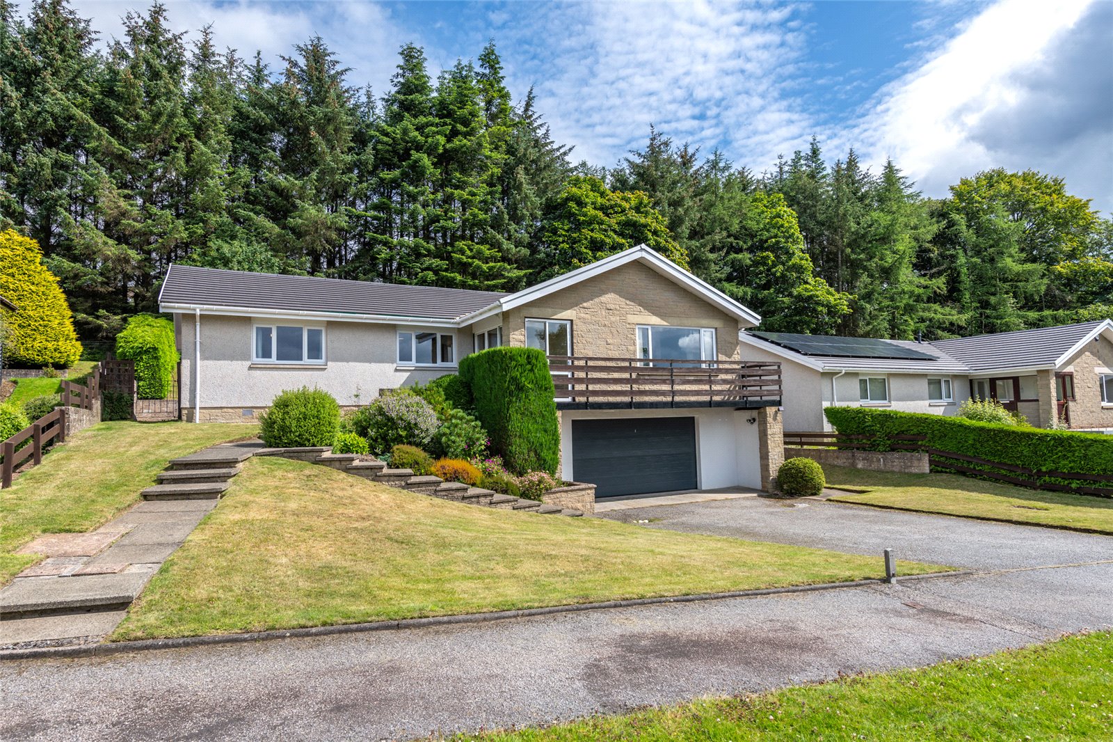33 Westhill Grange