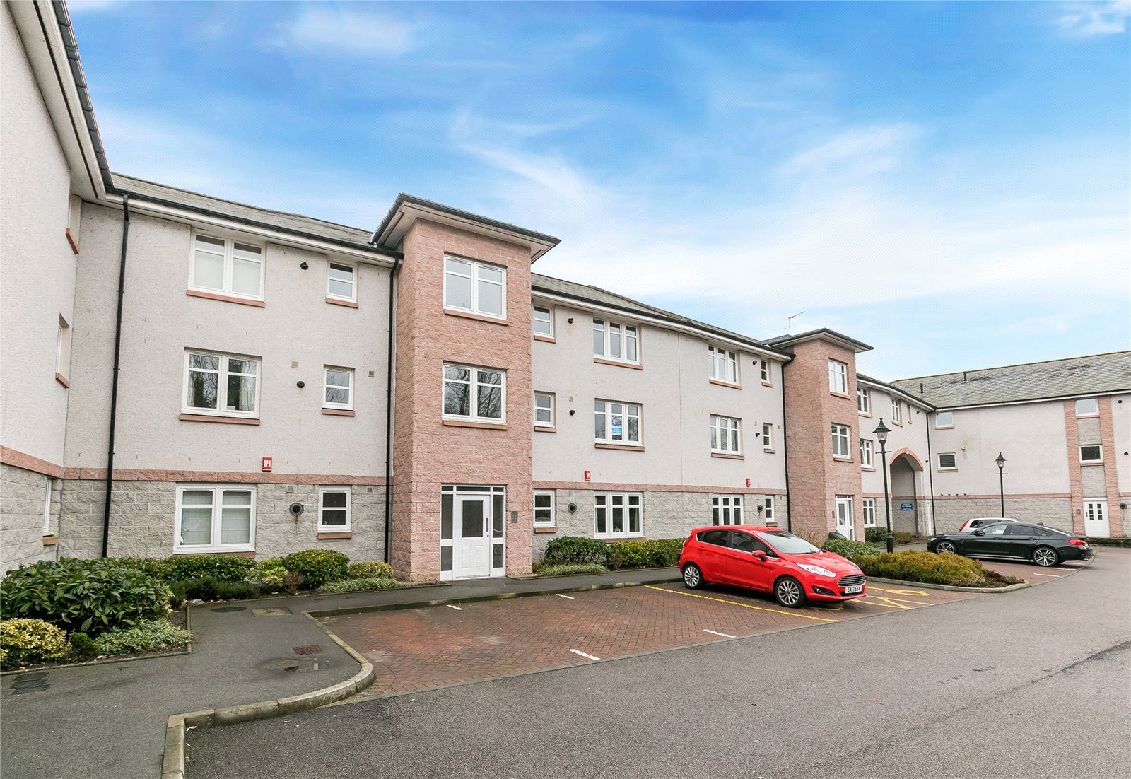 20 Ladeside