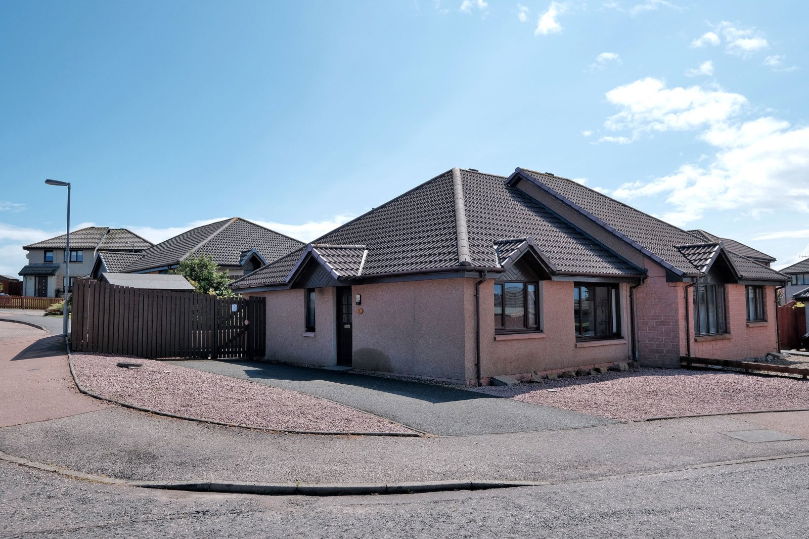 52 Coral Gardens