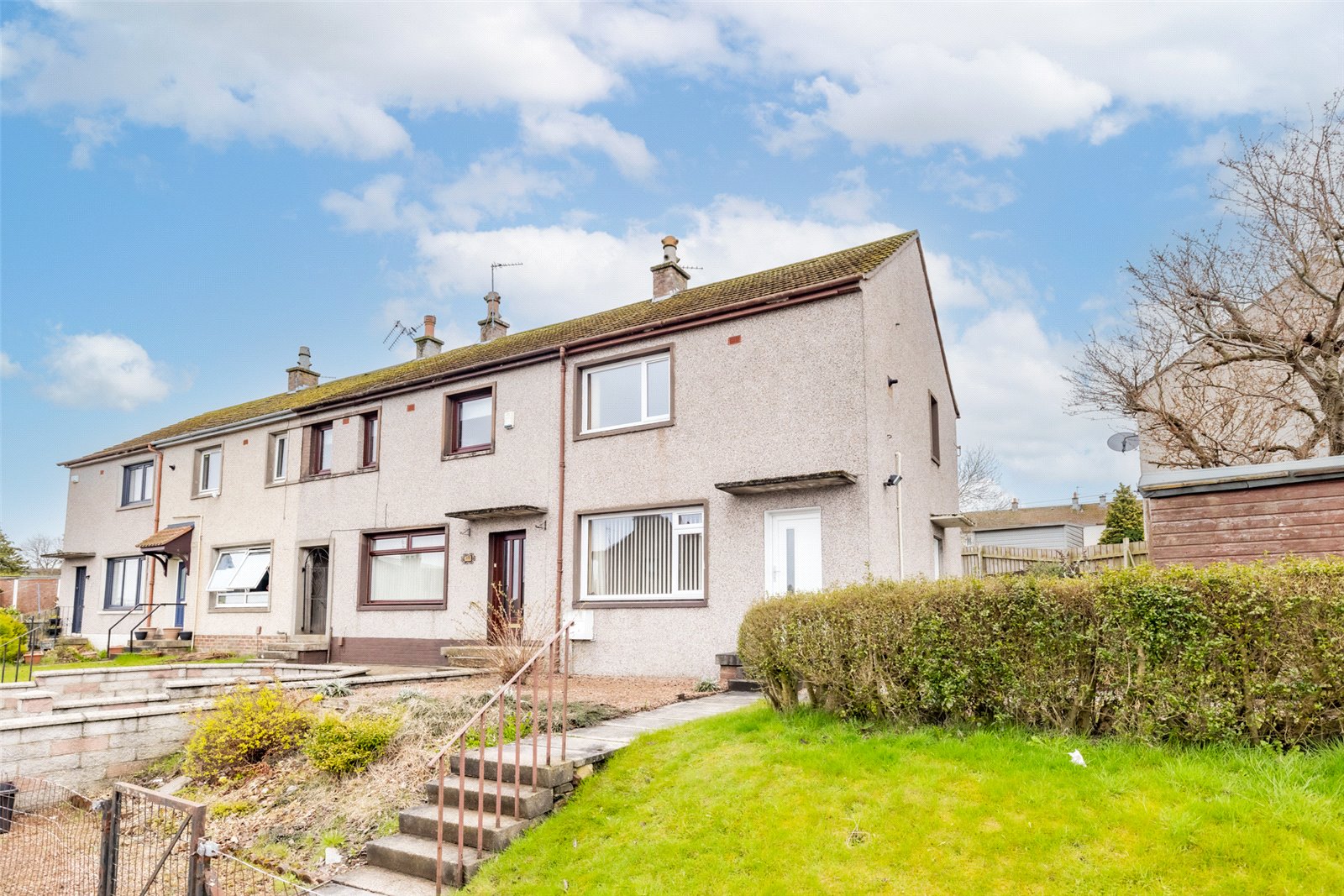 15 Deansloch Crescent