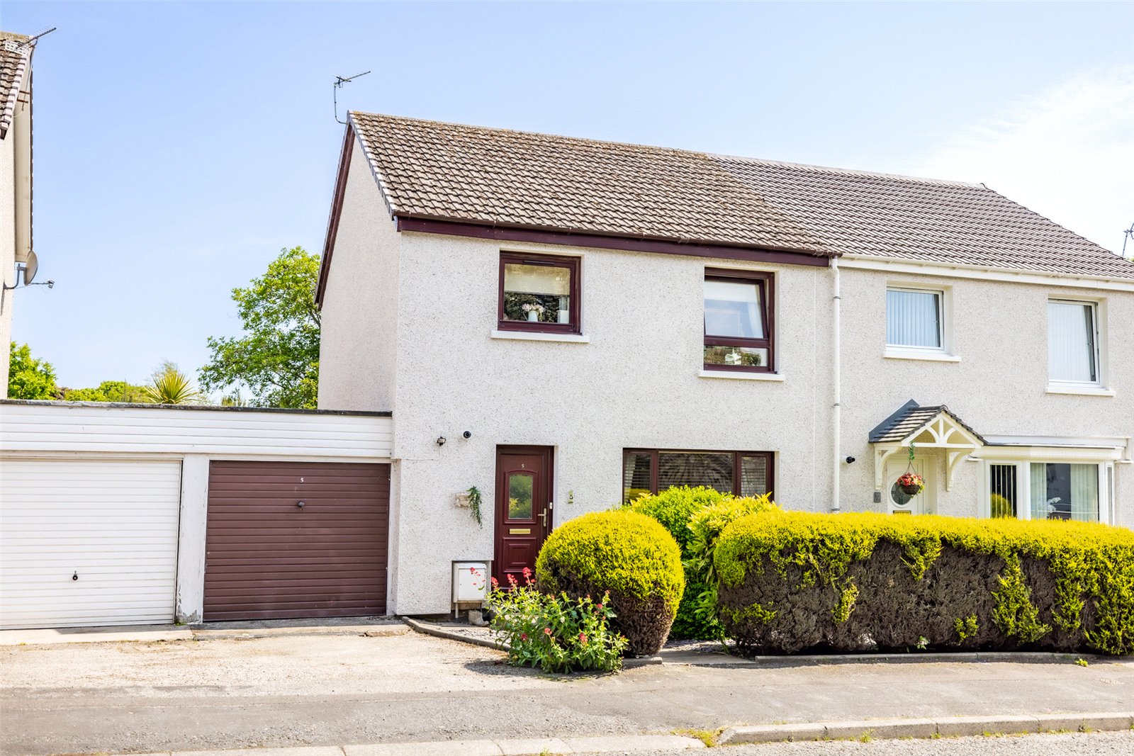 5 Overhill Gardens