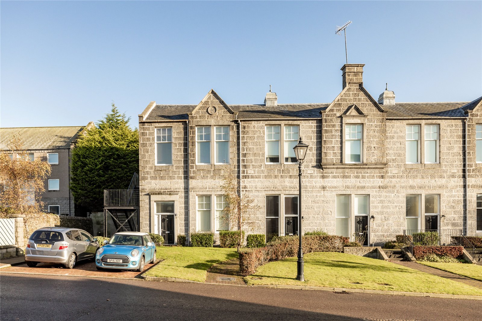 91 Mary Elmslie Court