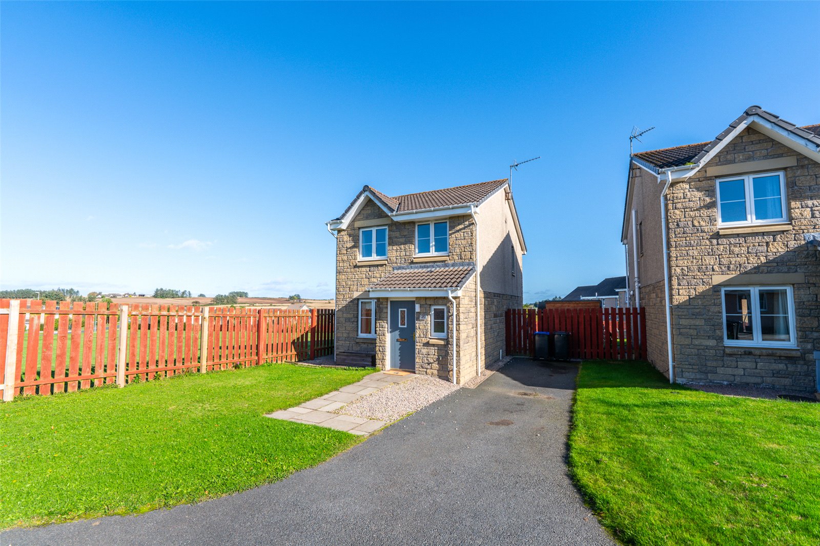 20 Whitehills Drive