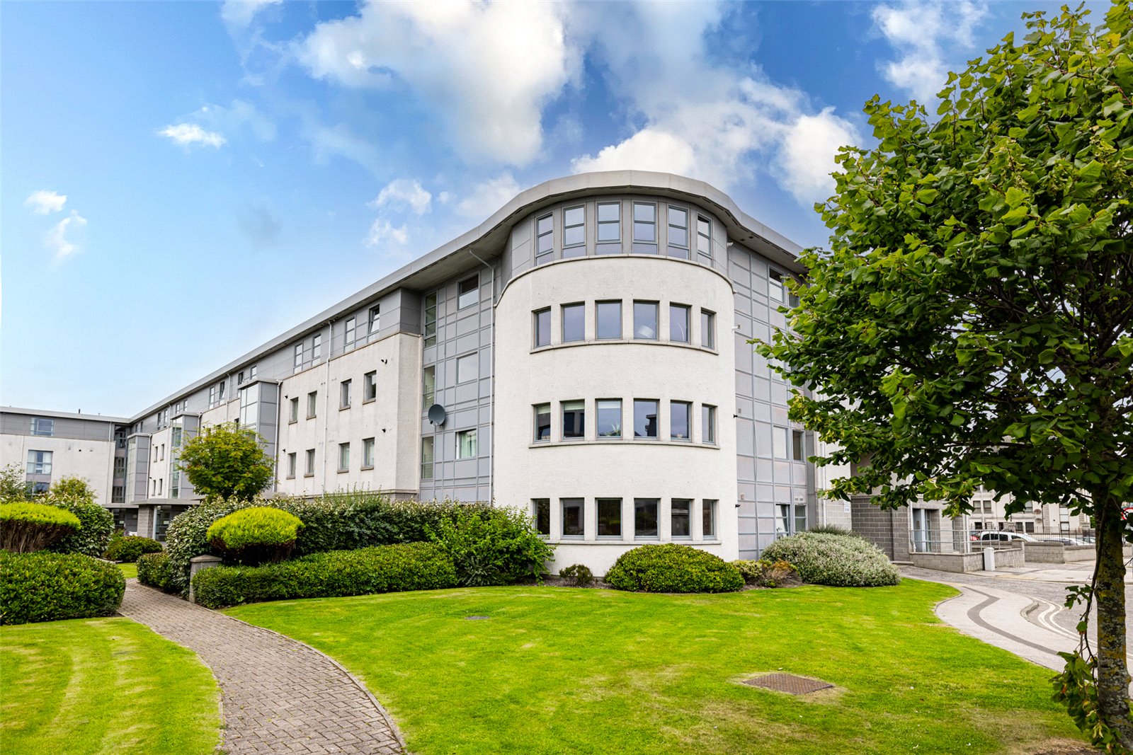 37 Merkland Lane