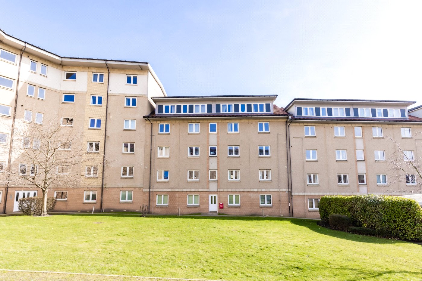 355 Links Road