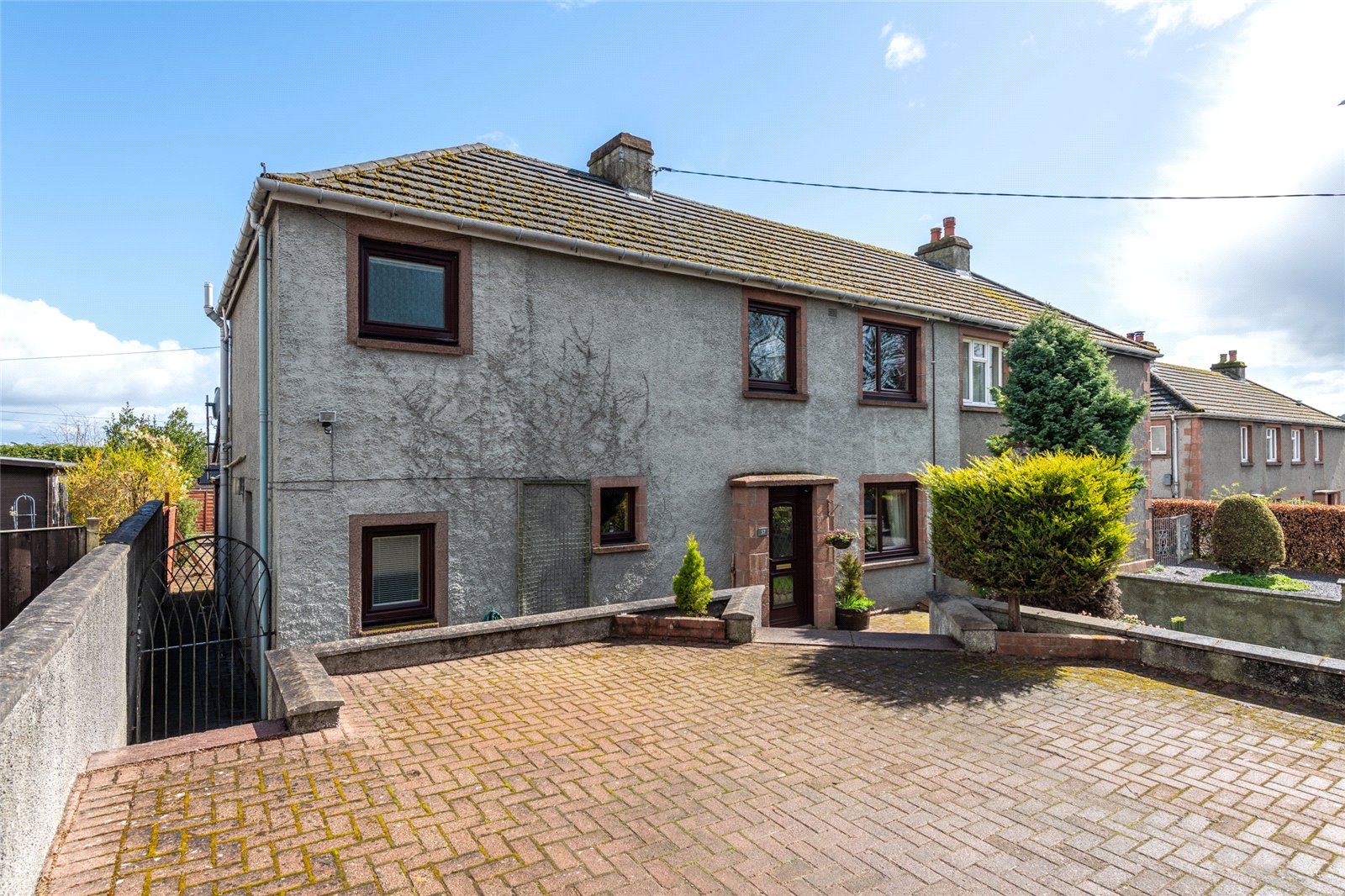 37 Raemoir Road