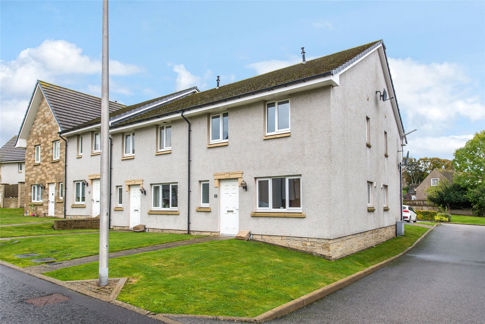 32 Bellfield View