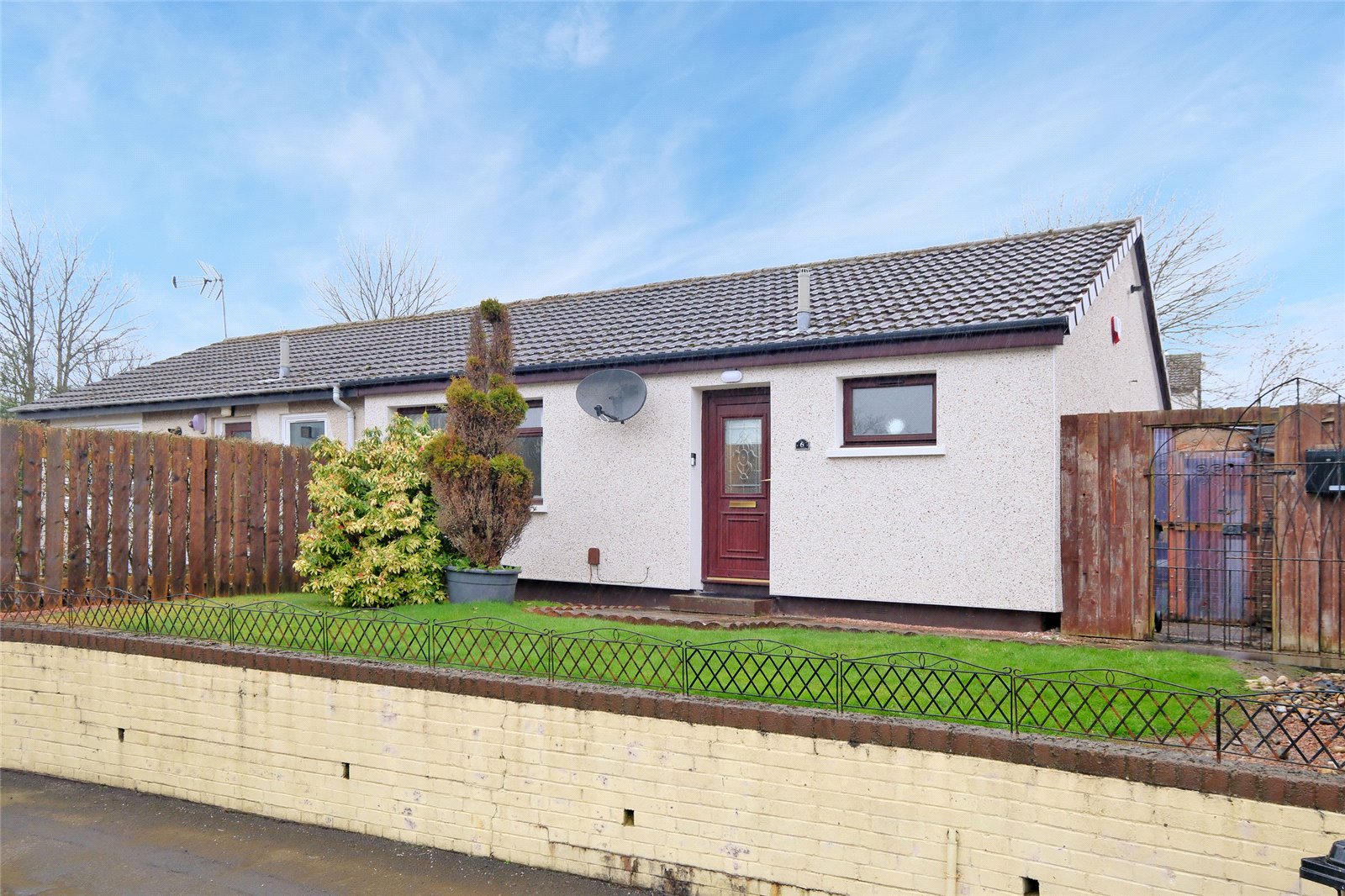 6 Corsehill Gardens