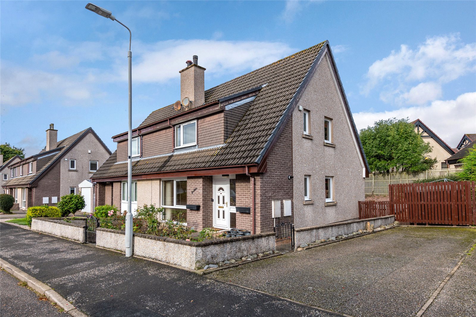 14 Westdyke Terrace