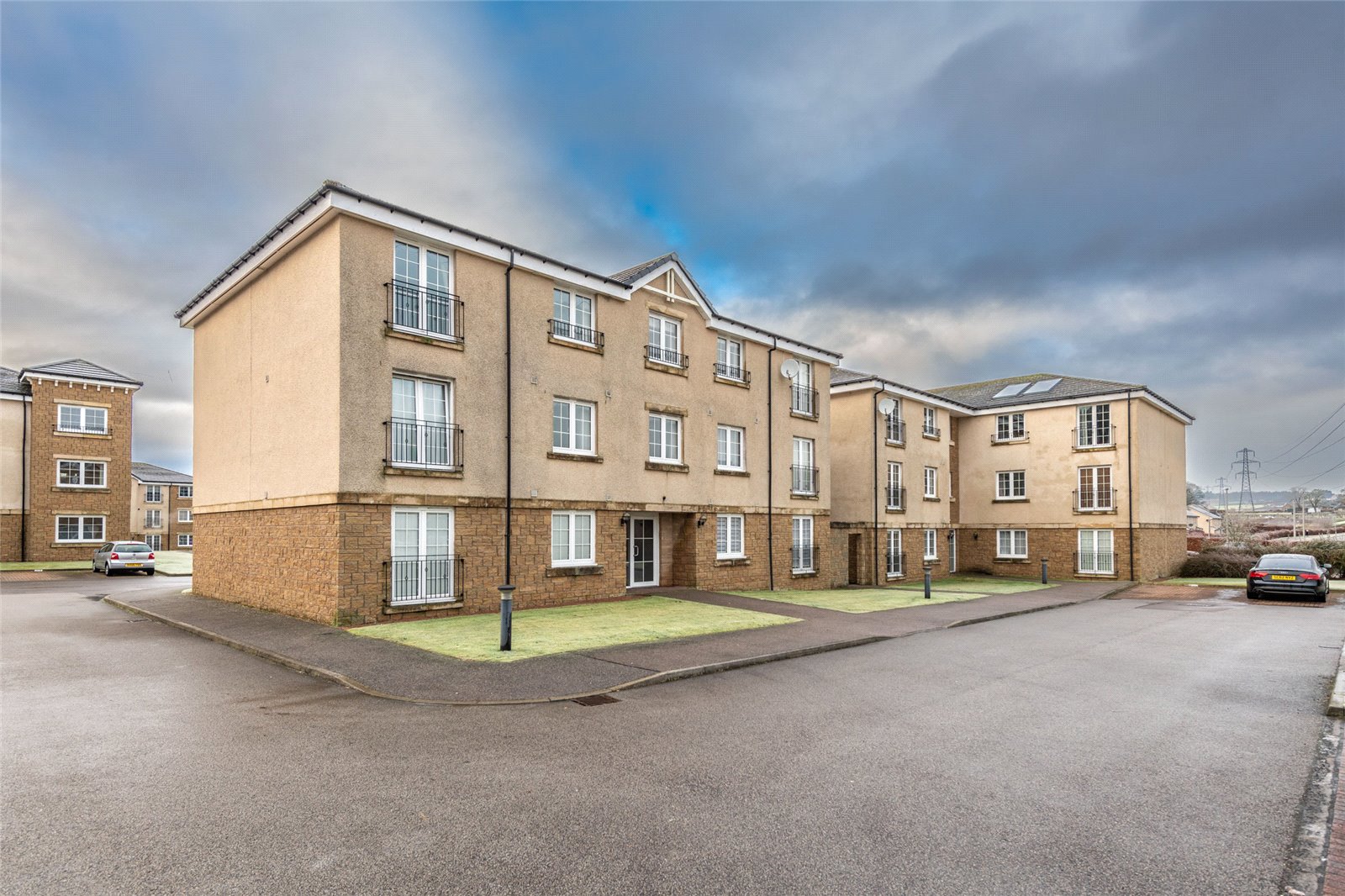 Flat F, 3 Mackie Place