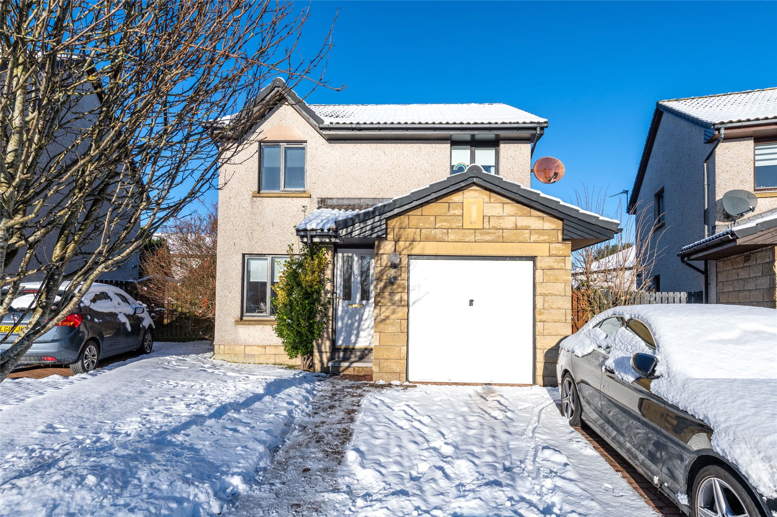 6 Redcloak Way