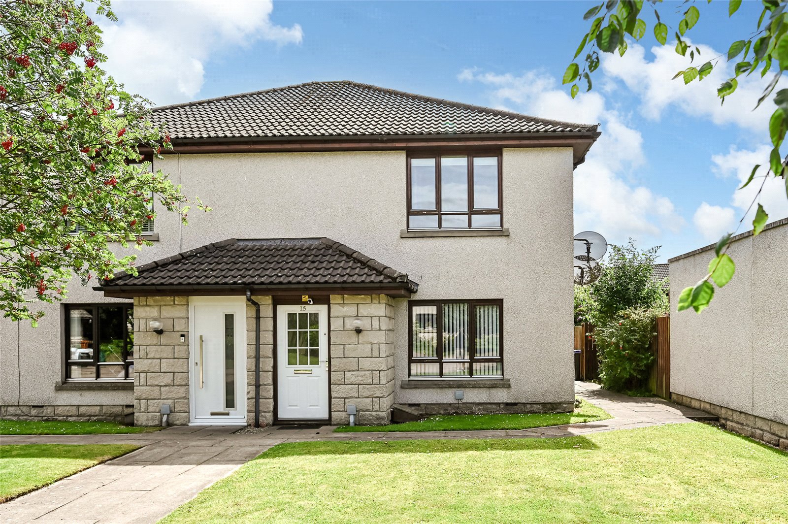 15 Redcloak Drive