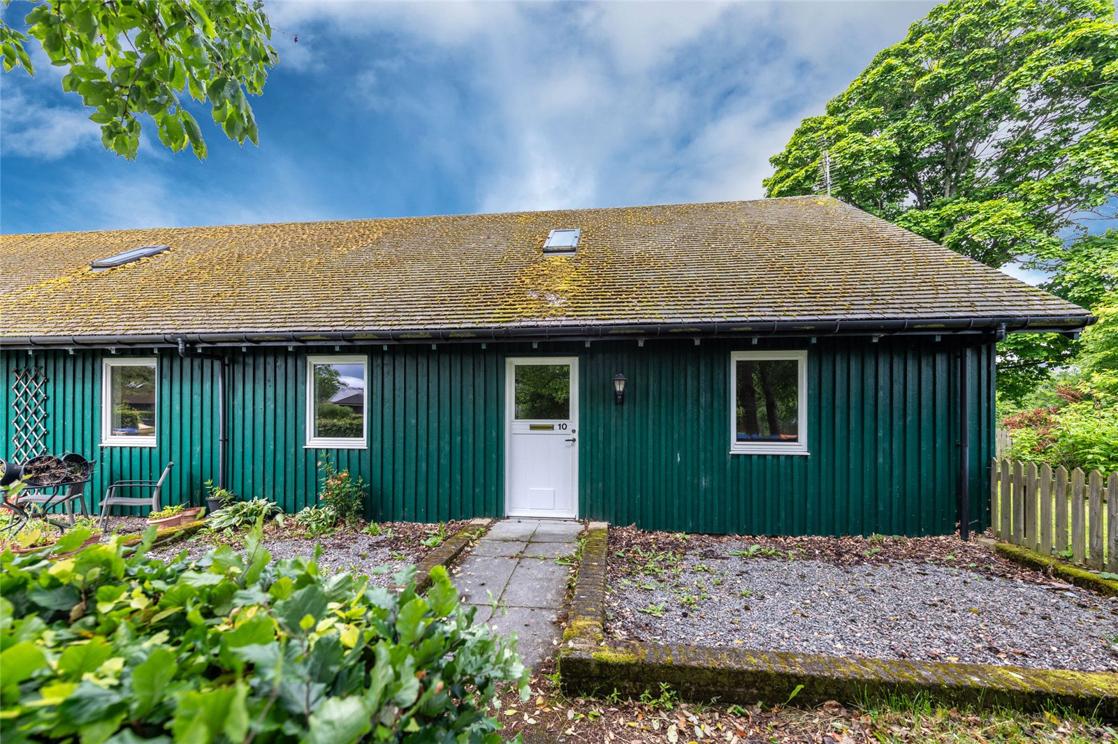 10 Canmore Place