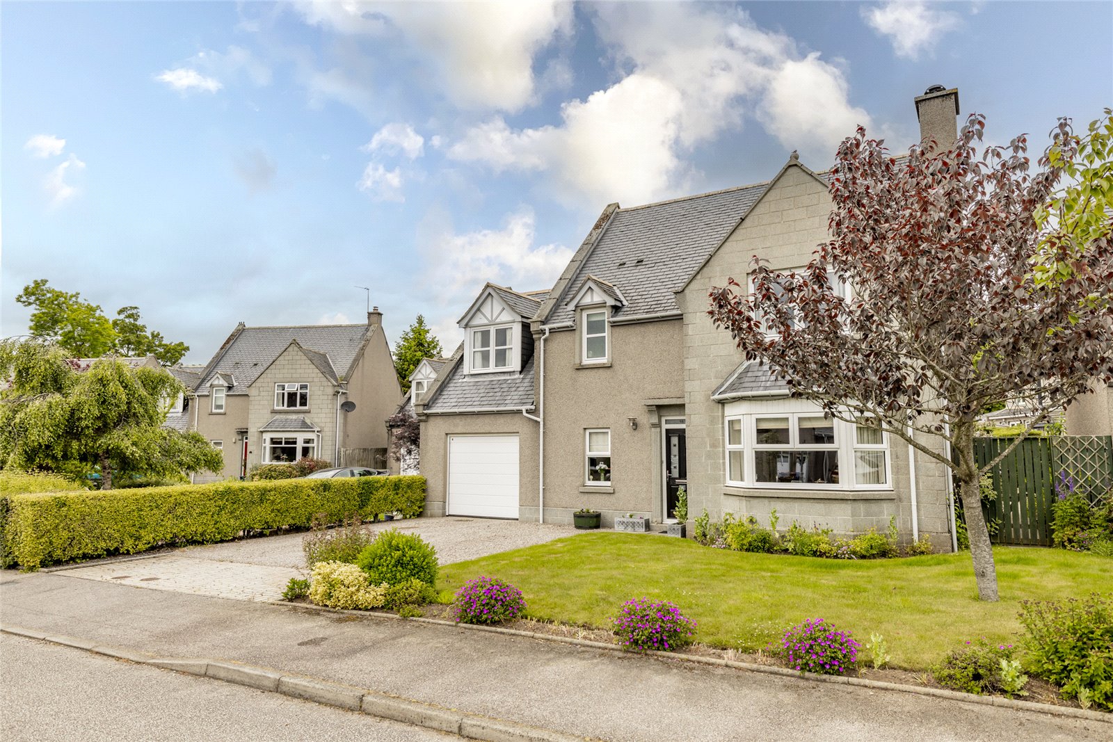 16 Laird's Park