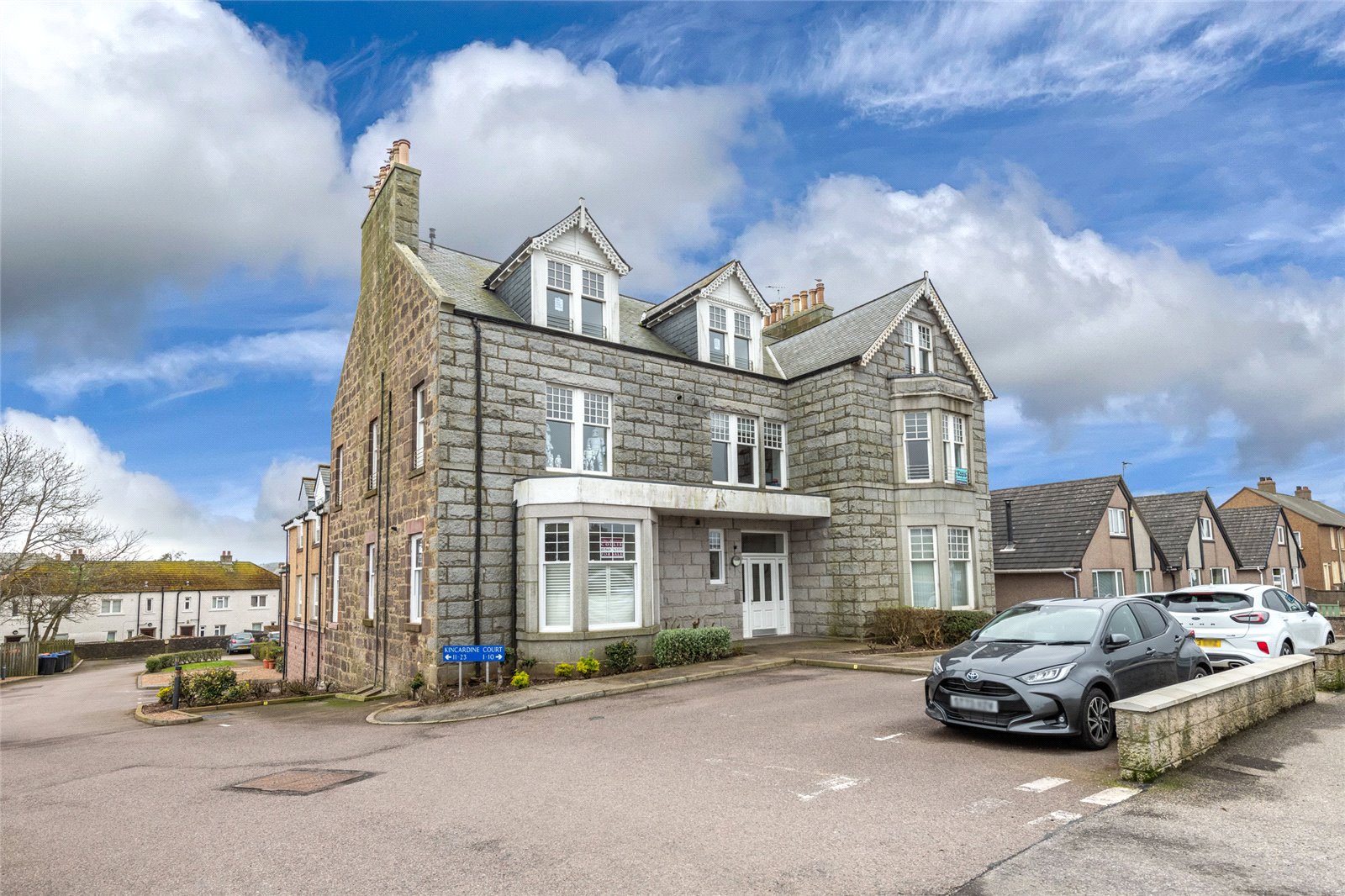 9 Kincardine Court
