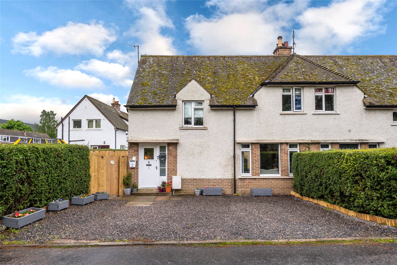 1 Ladywood Crescent