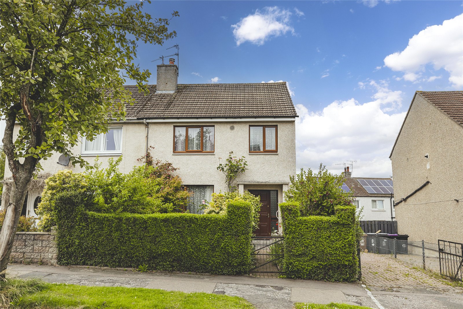7 Hutton Place