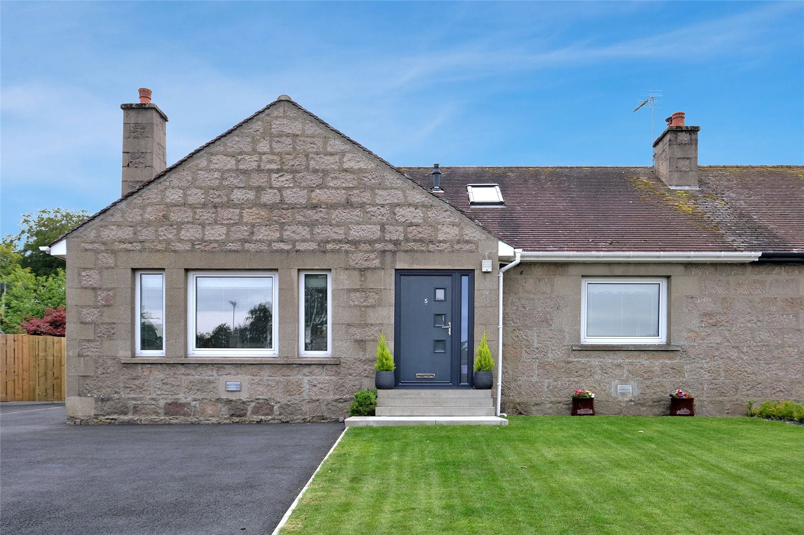 5 Forrit Brae