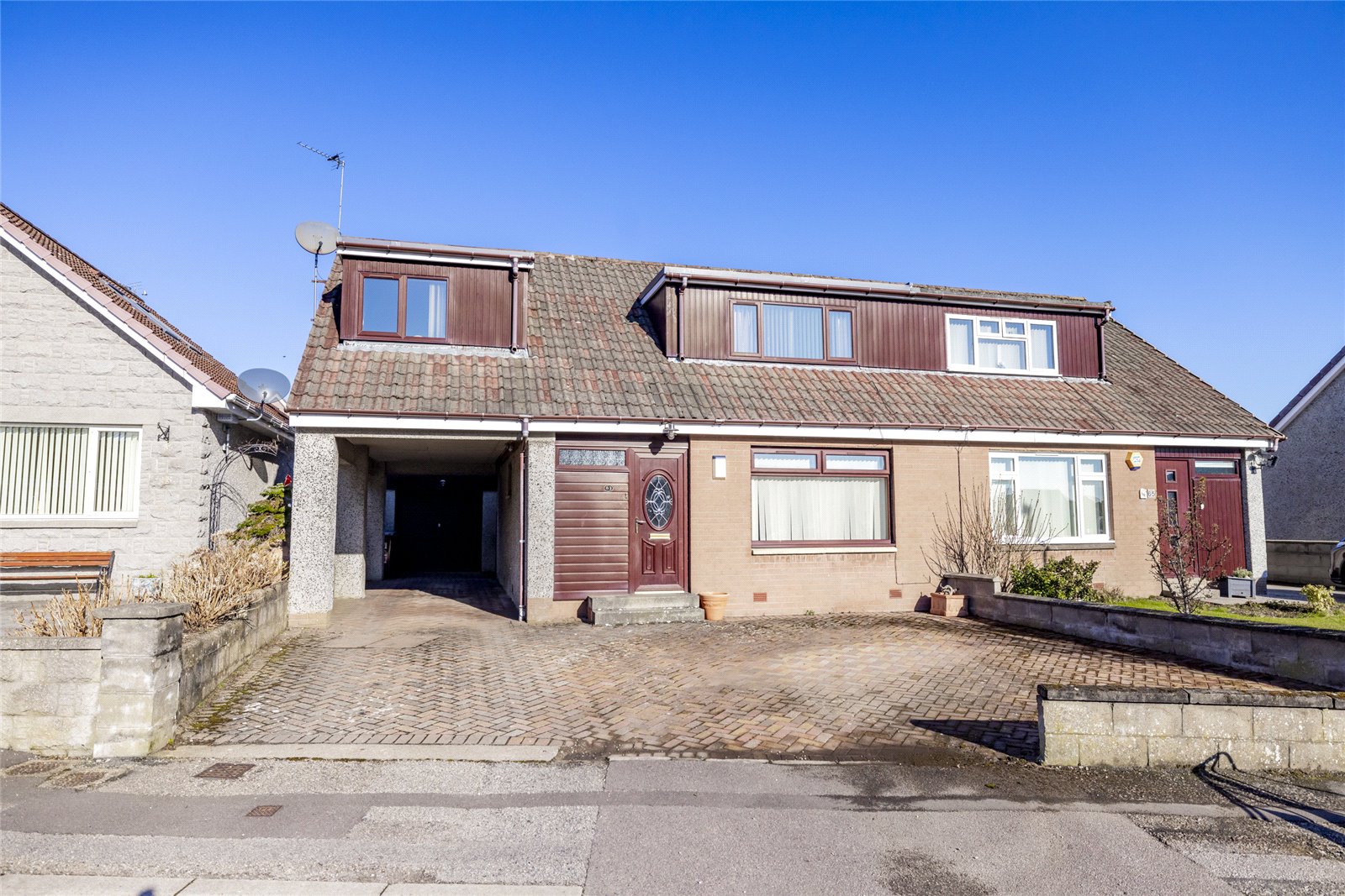 63 Parkhill Circle