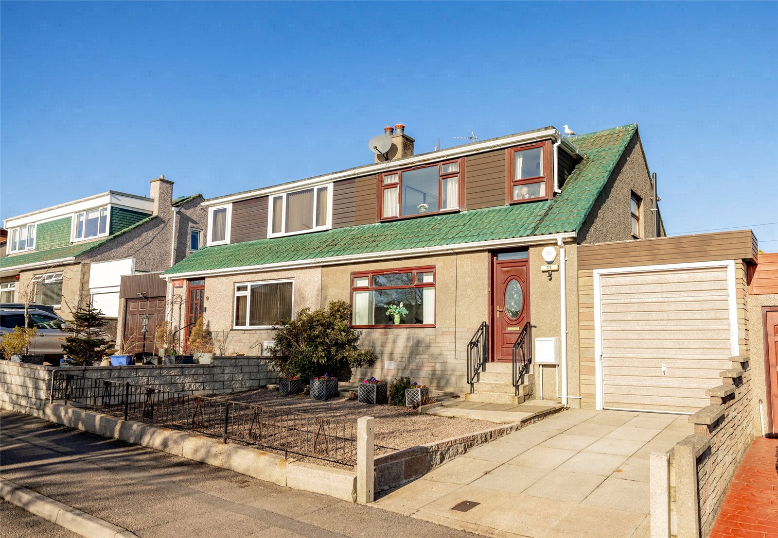 11 North Donside Road