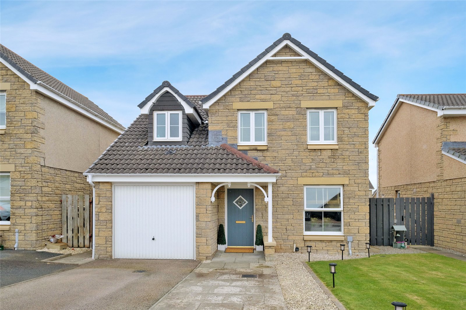 6 Whitehills Drive
