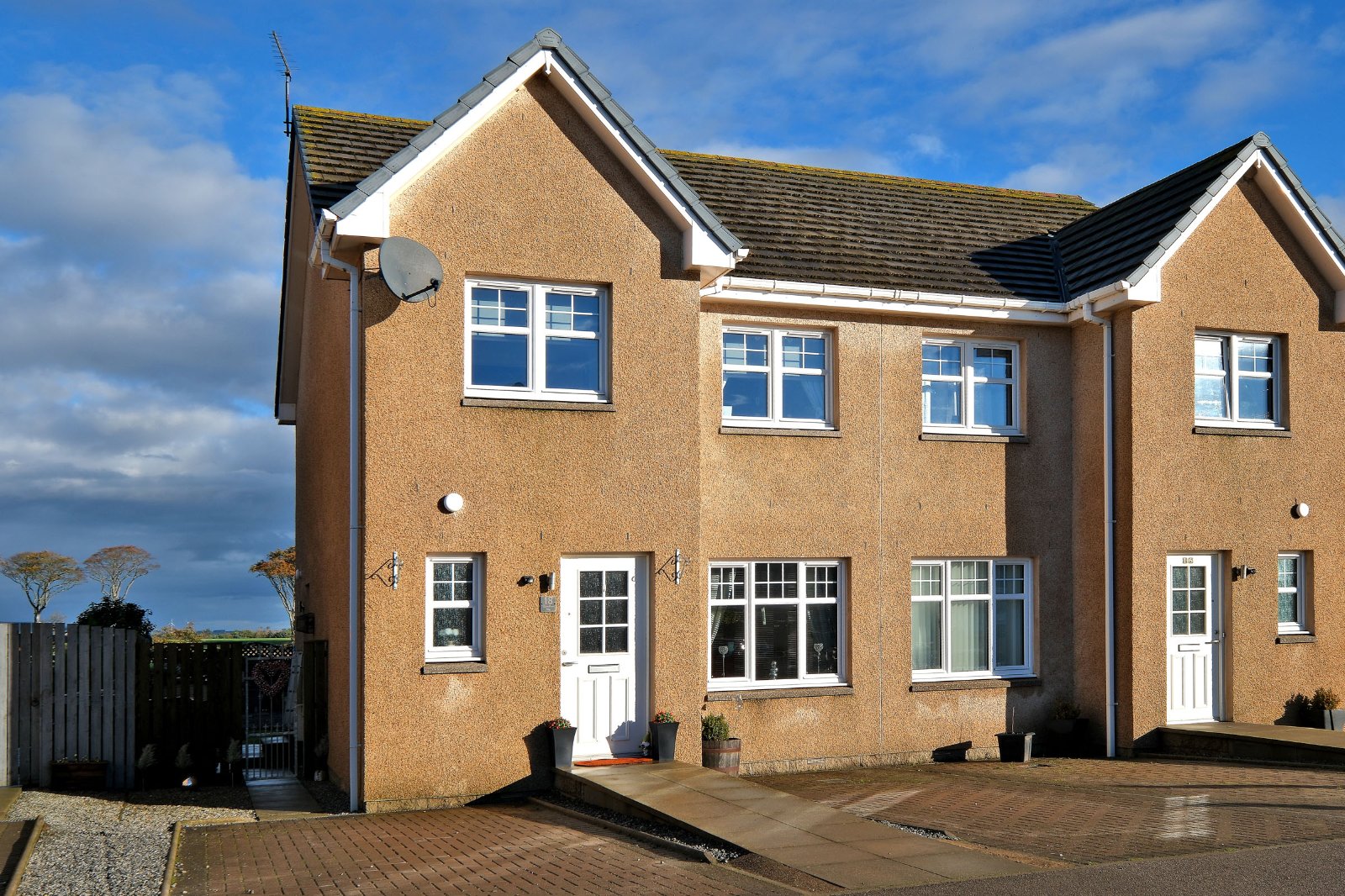 18 Dunshillock Way