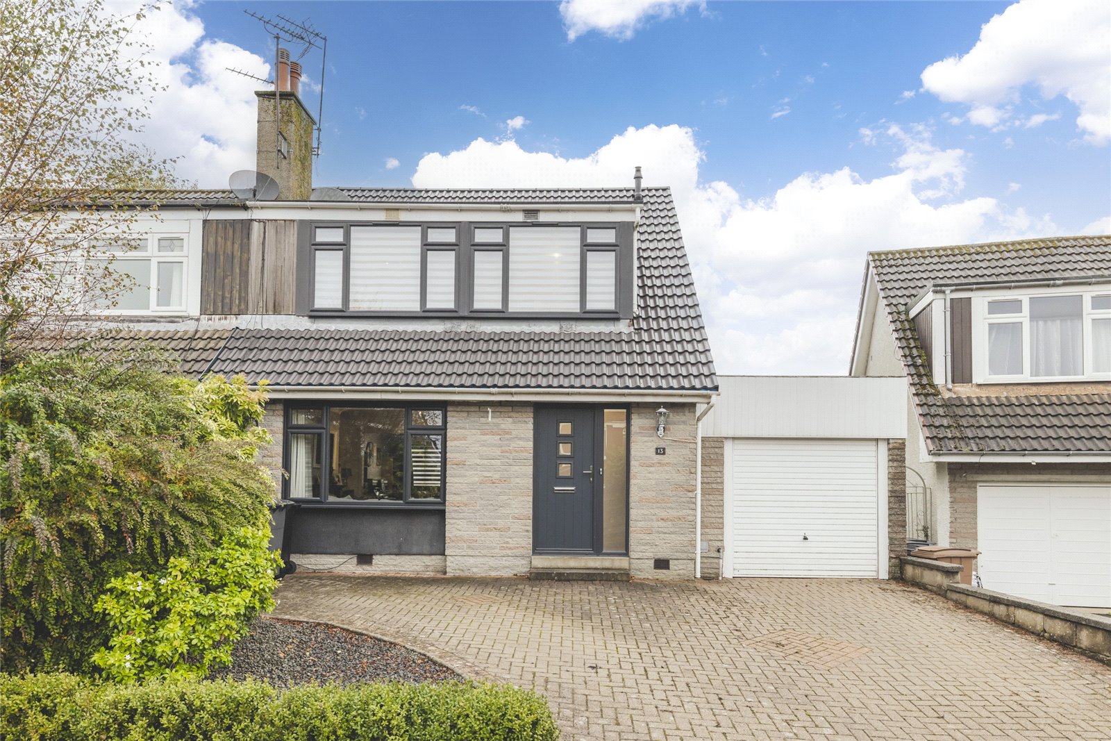 13 Binghill Park