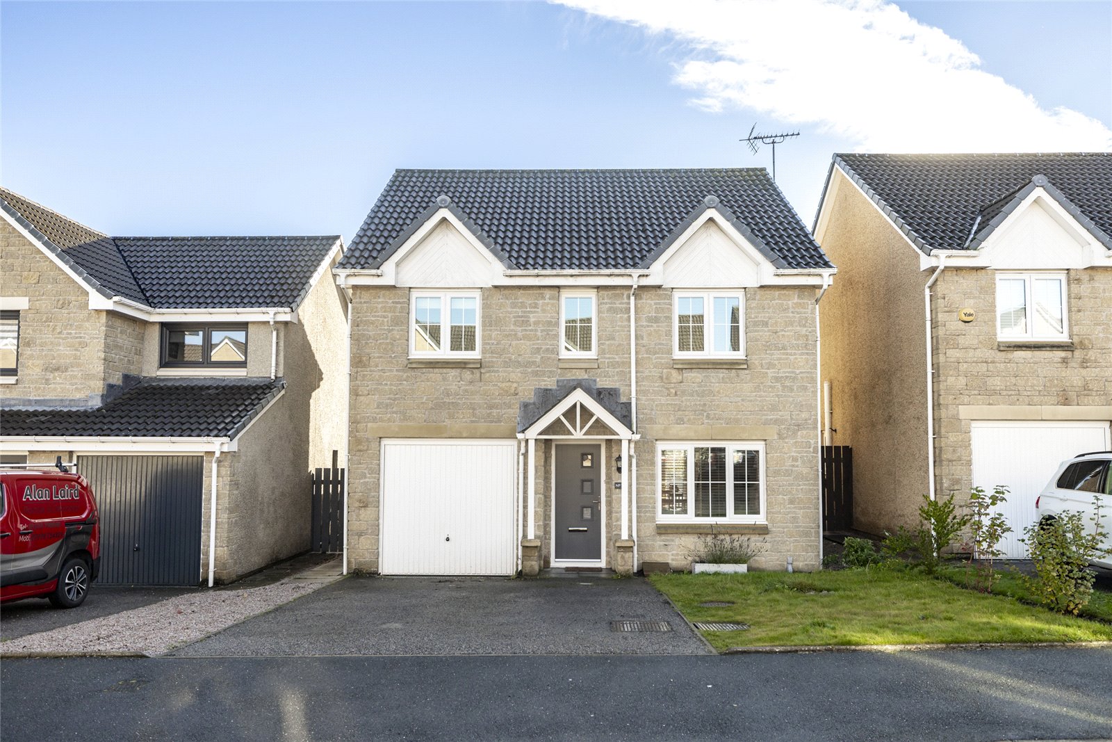 10 Scotsmill Road