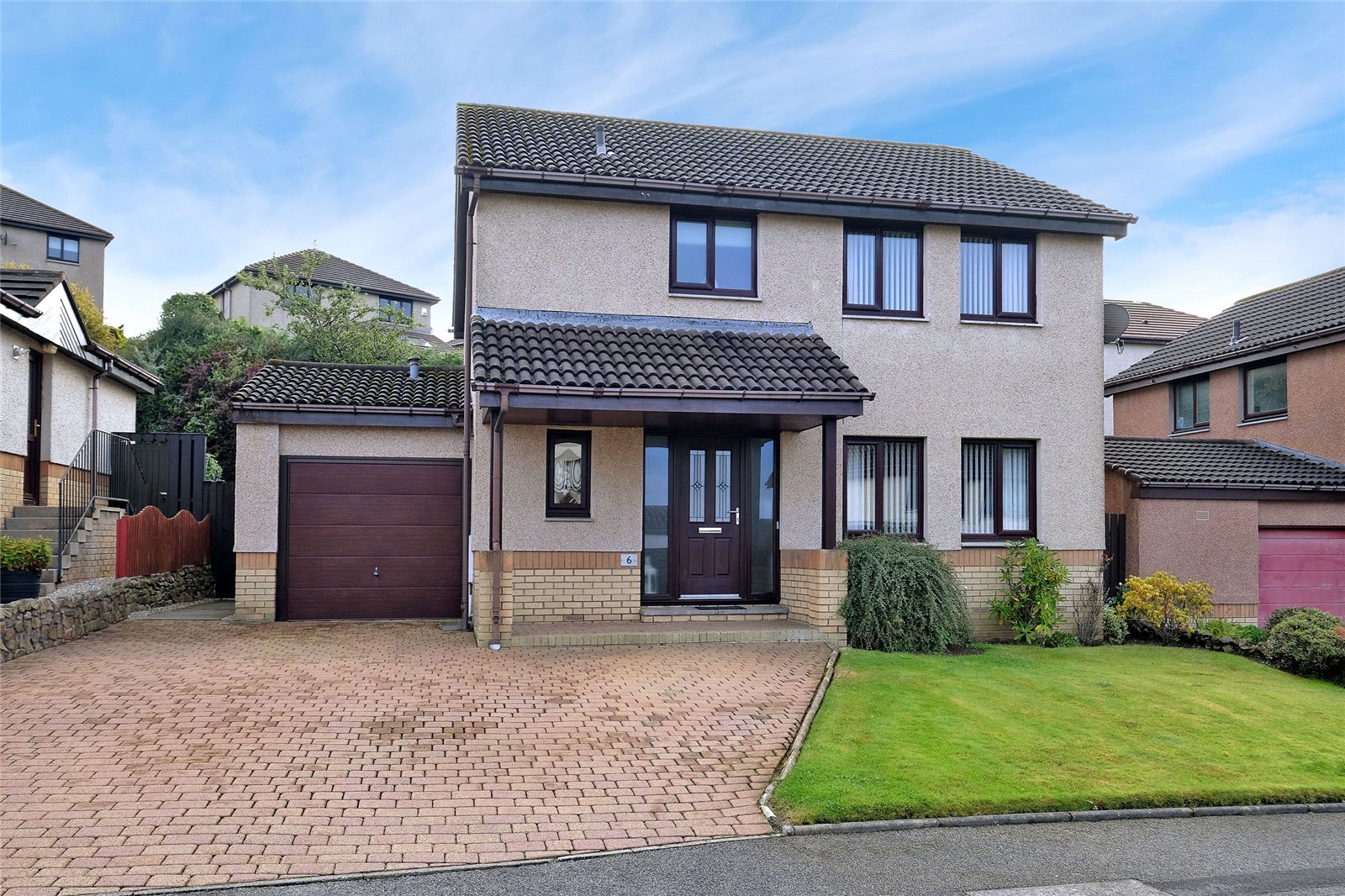 6 Buckie Wynd