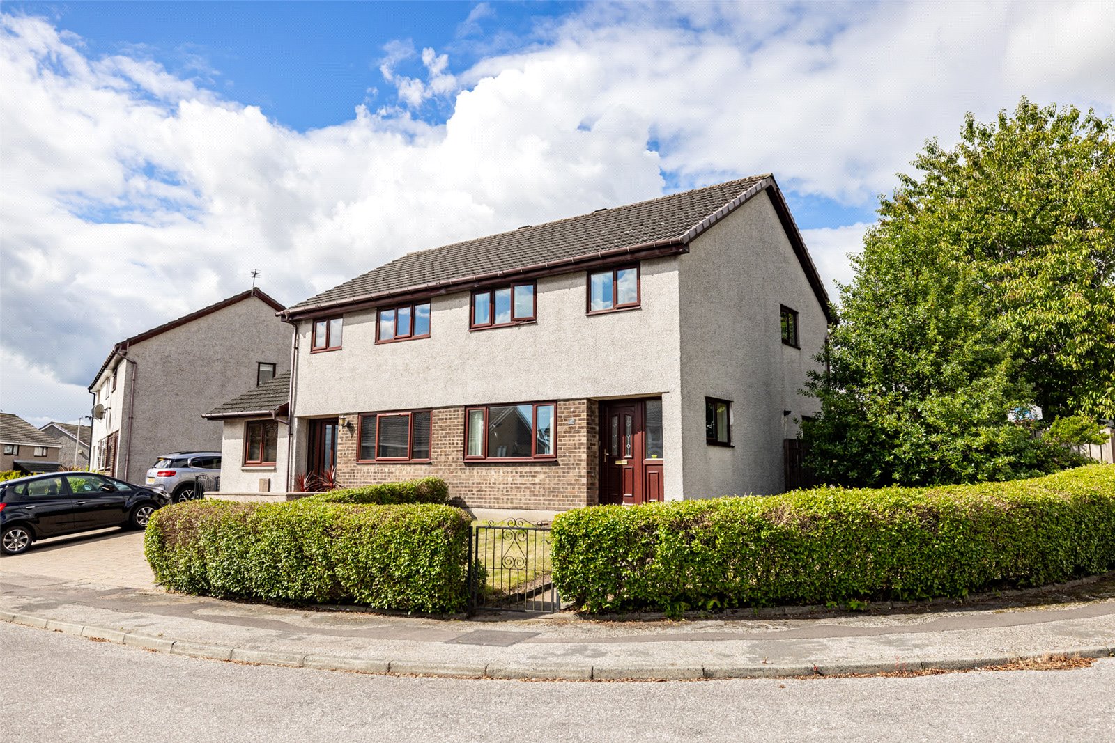 17 Gleneagles Avenue
