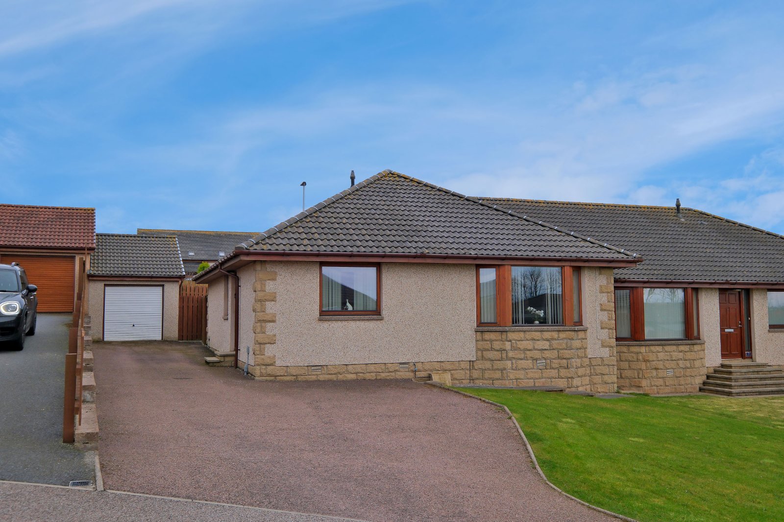 6 Willow Place