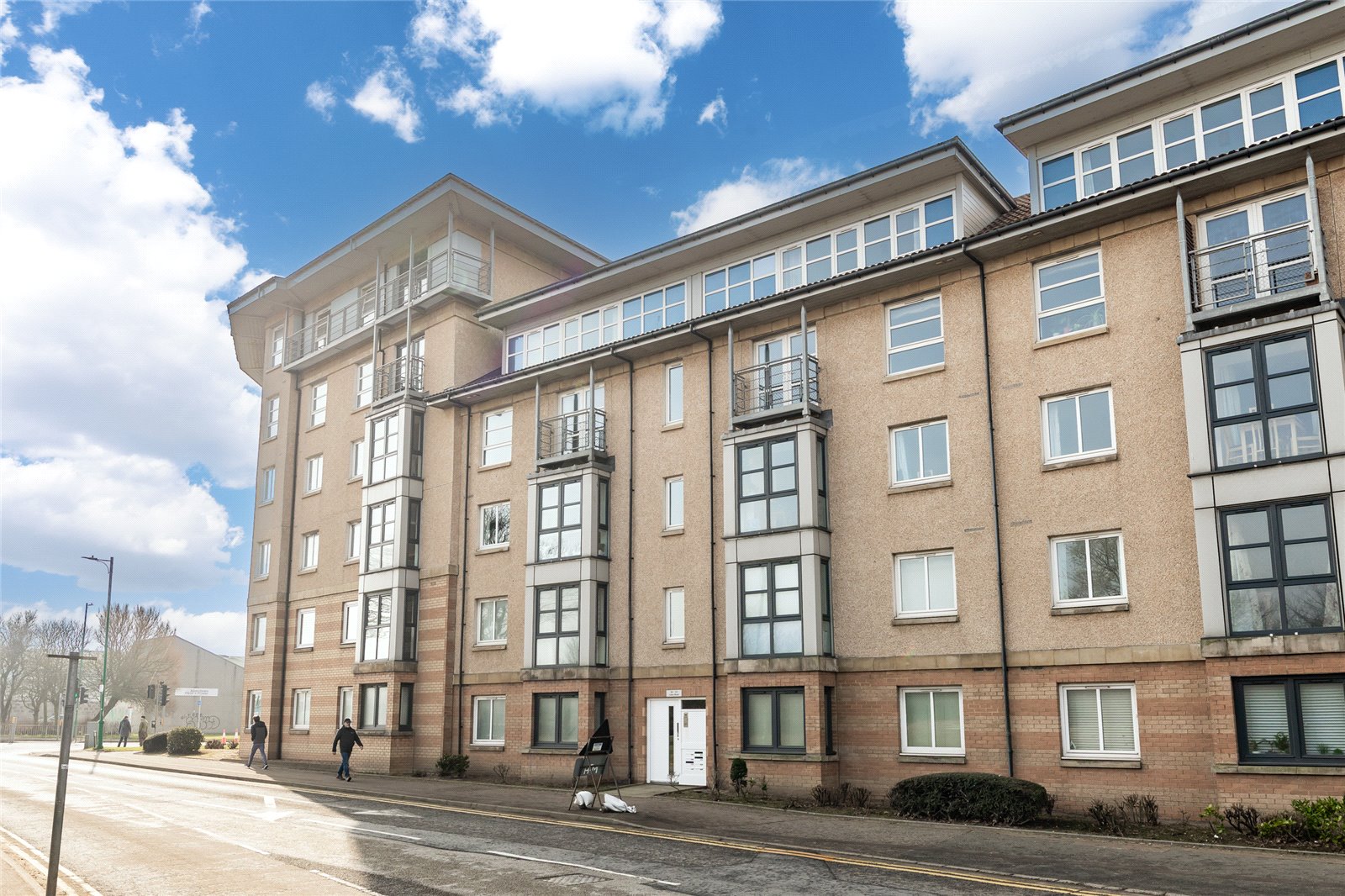 167 Links Road