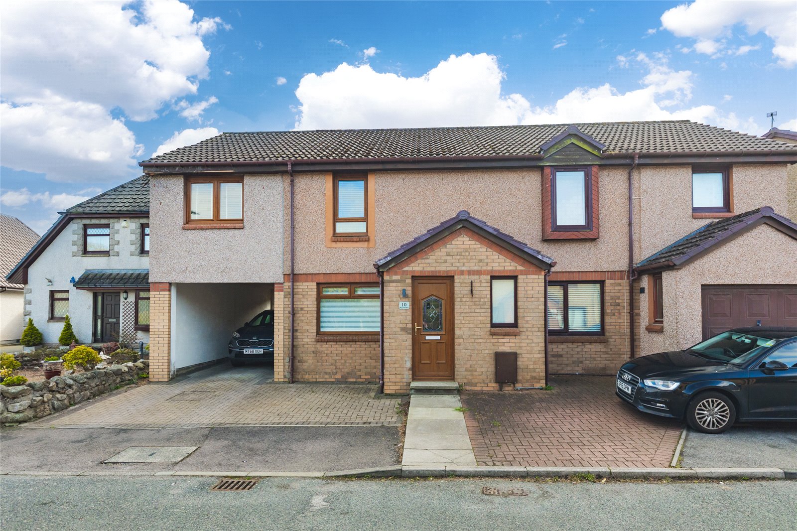 10 Keith Crescent