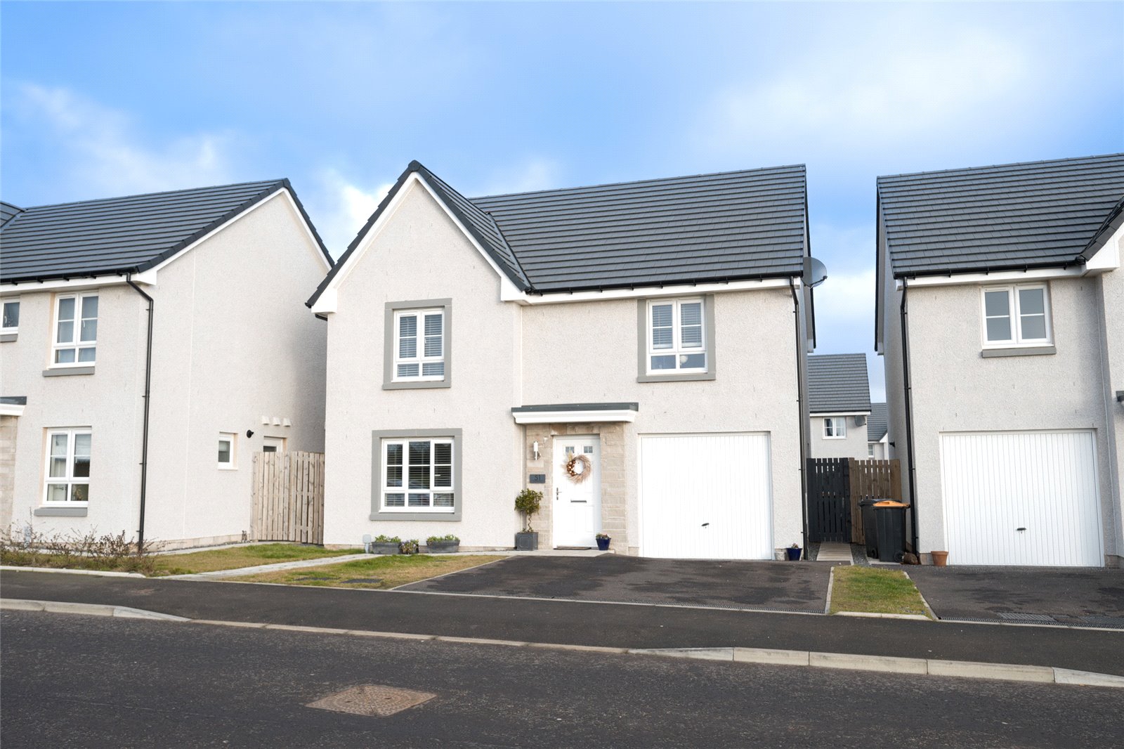 51 Cairnhill Way