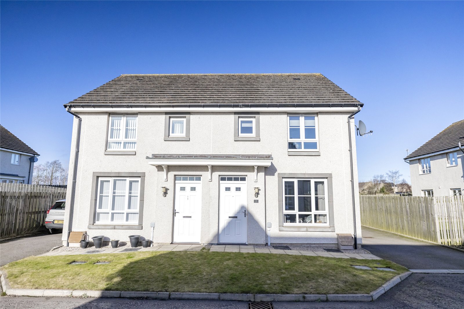 3 Larch Grove