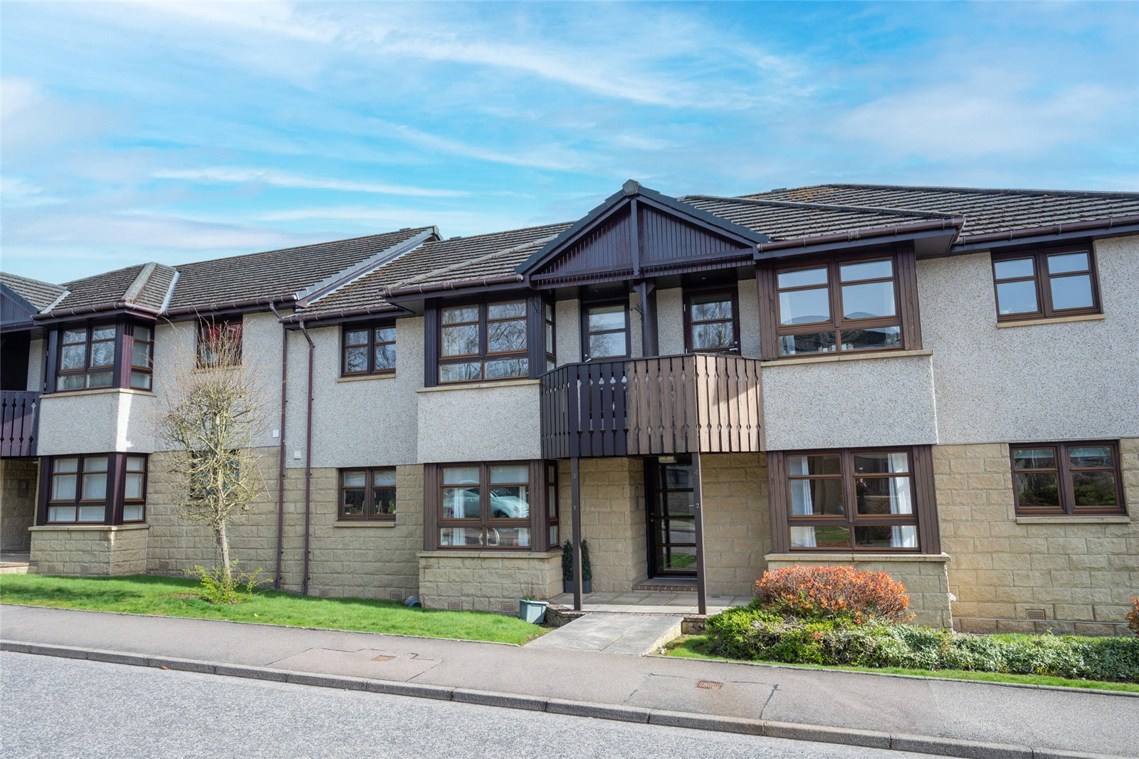 3 Tillybrake Gardens