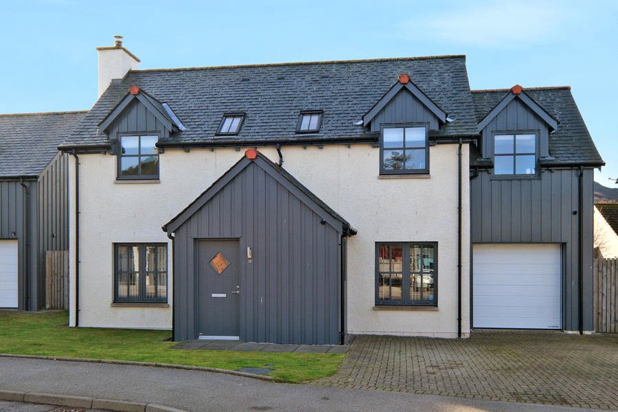 19 Canmore Road