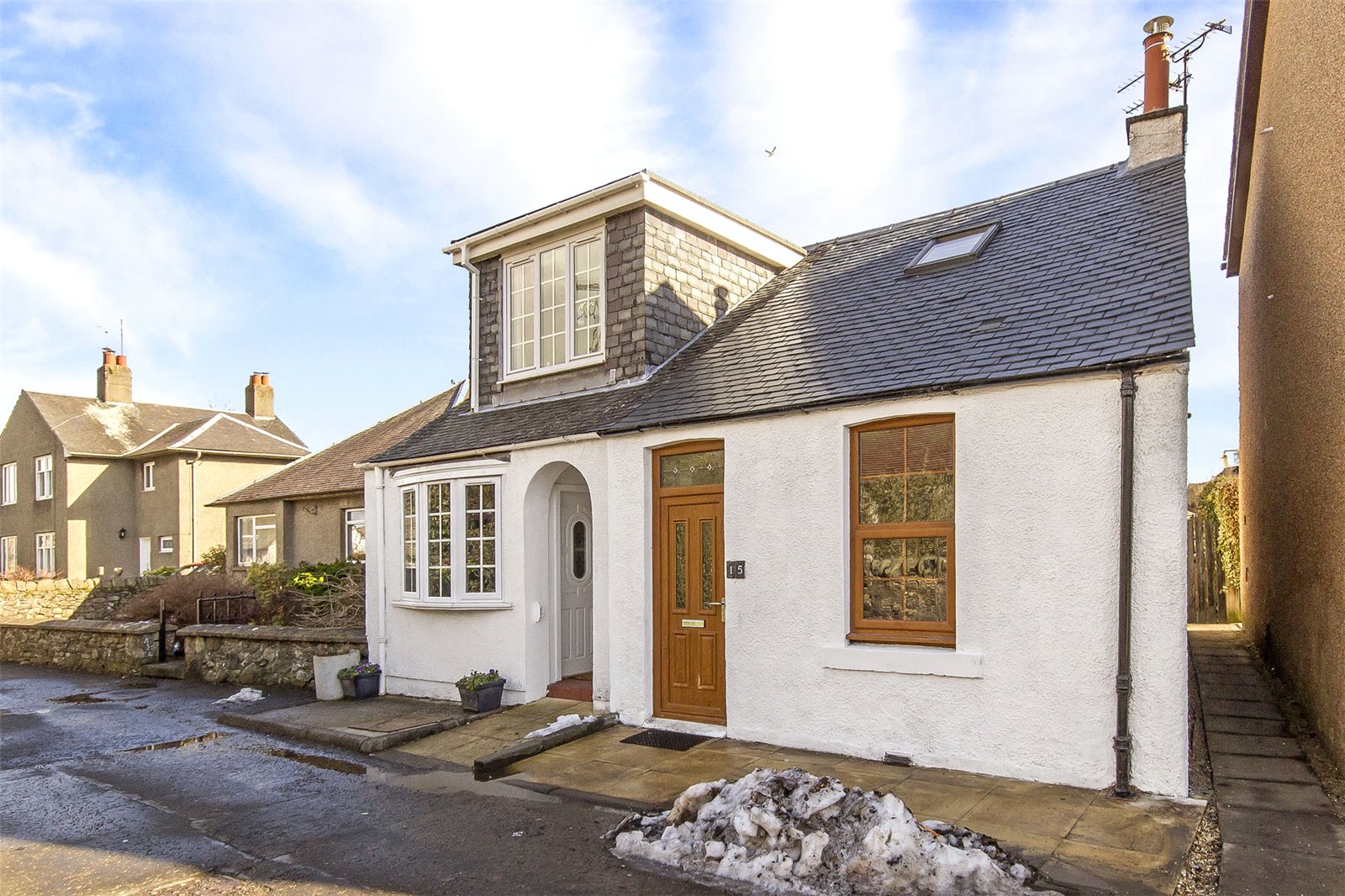 Charming cottage looks fantastic following full refurbishment