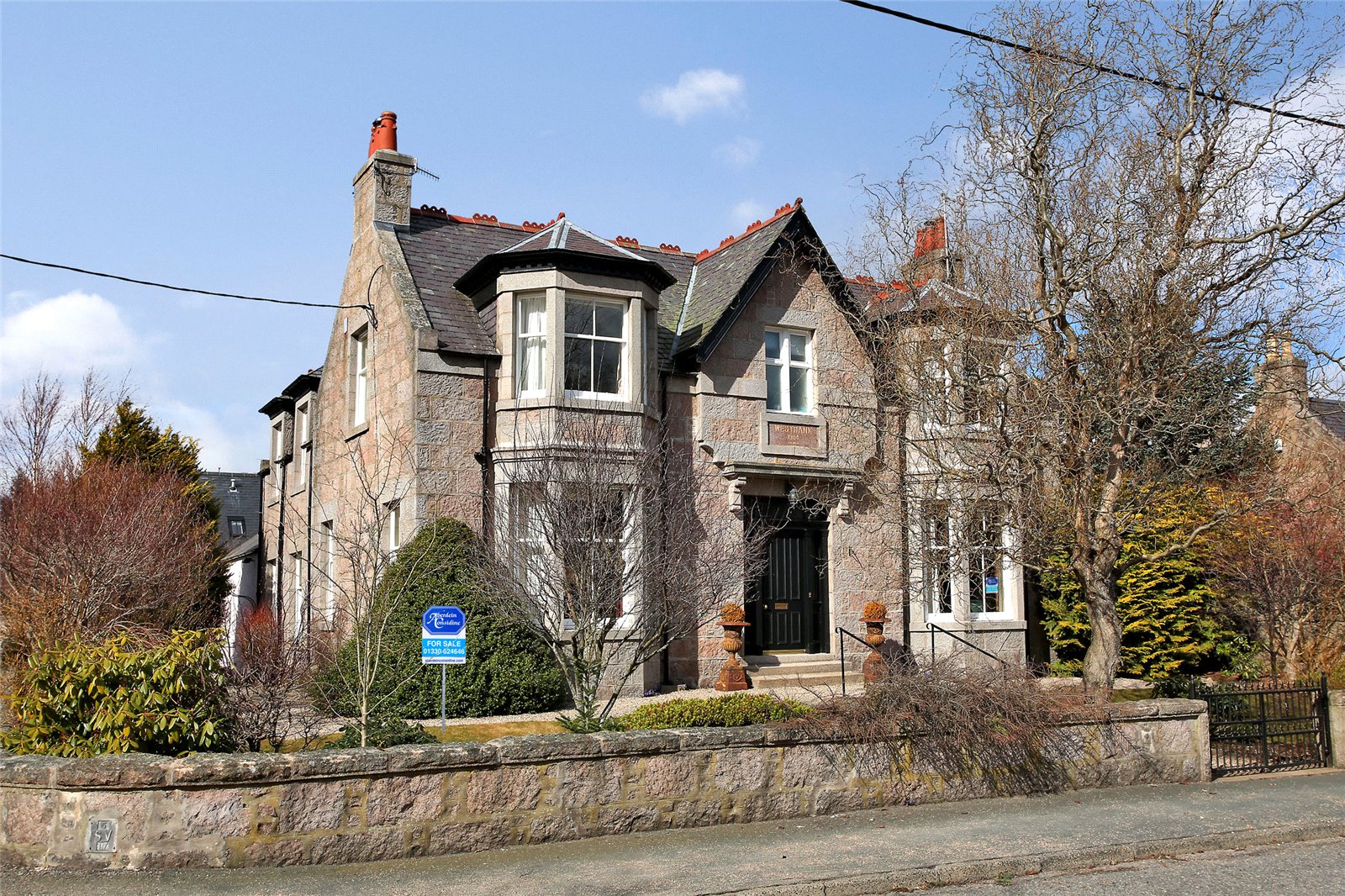 Grand period home in the Royal Deeside 