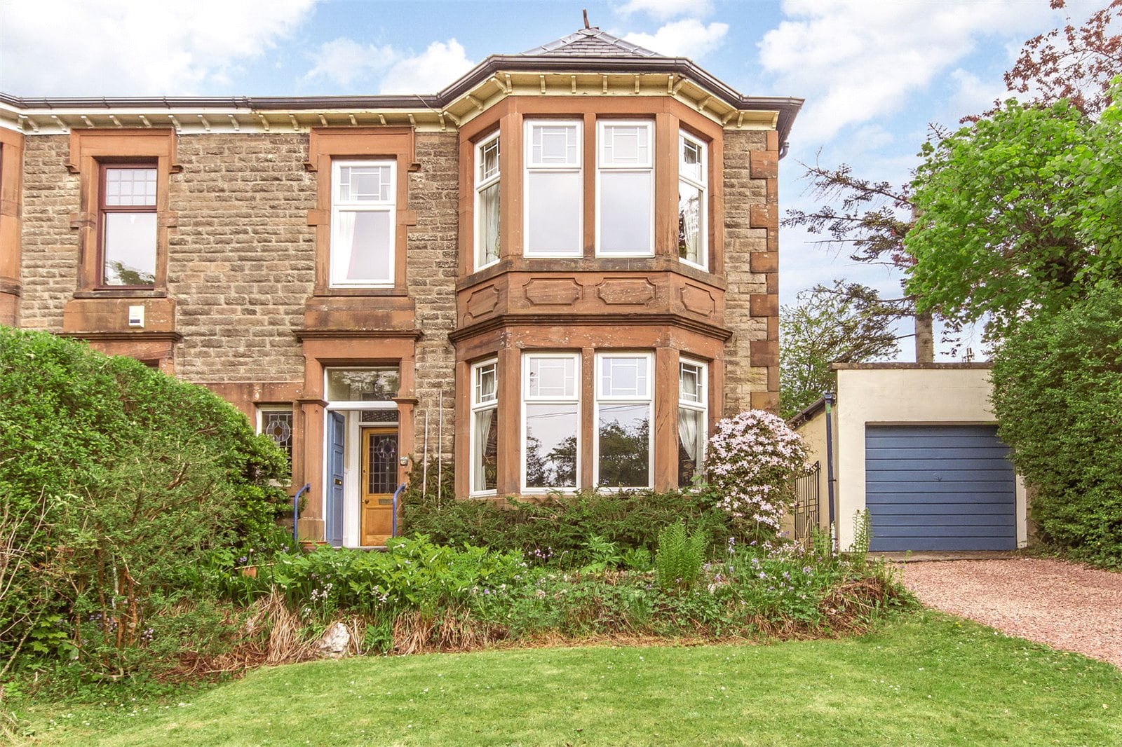 Beautiful sandstone home in an enviable location within Giffnock