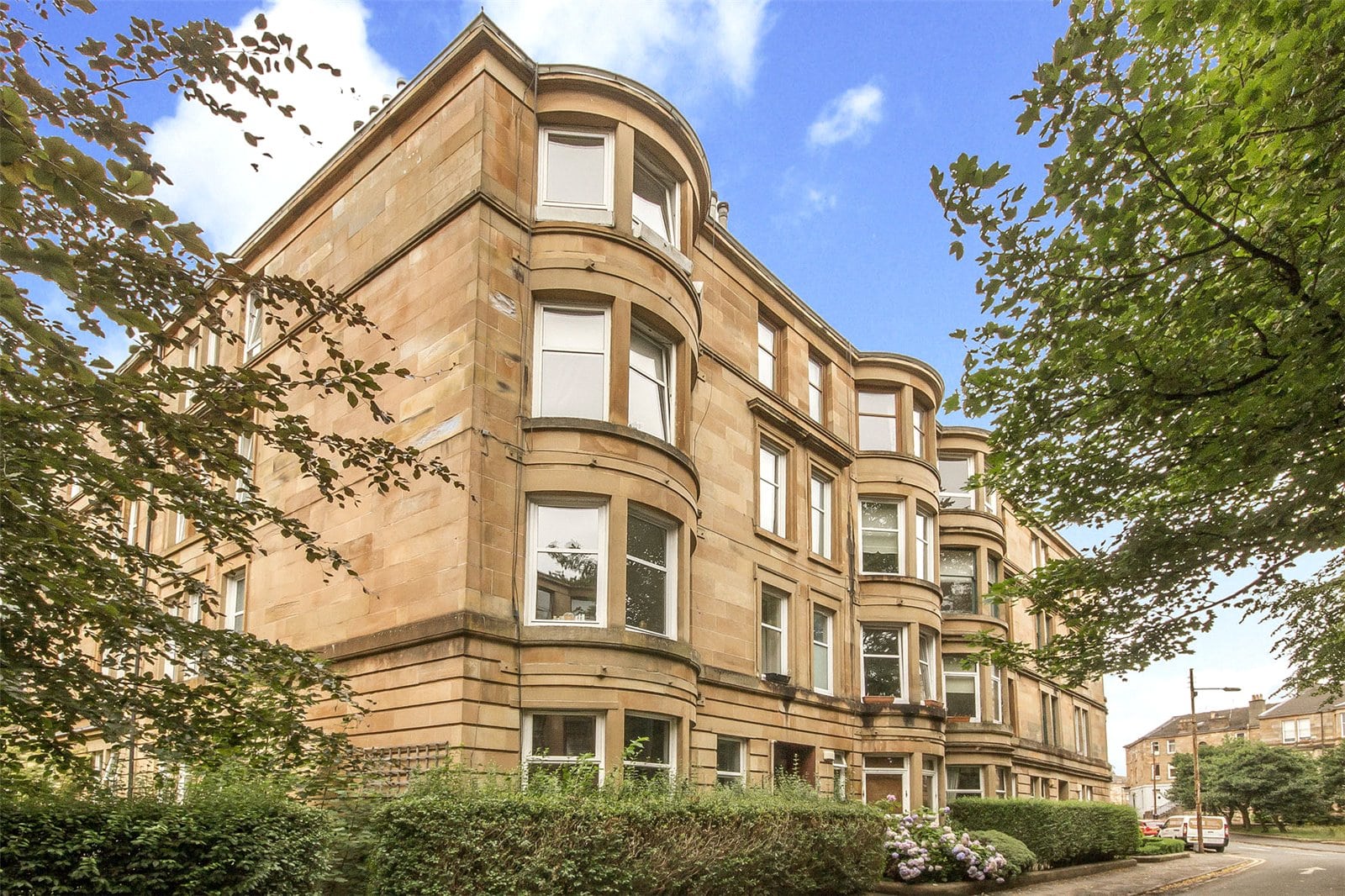 Edwardian meets modern inside this Glasgow City flat