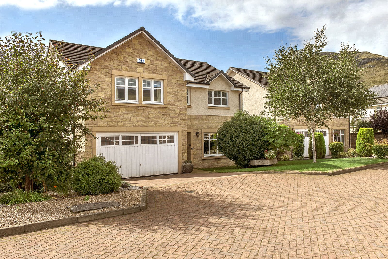 Spacious detached house the whole family will love