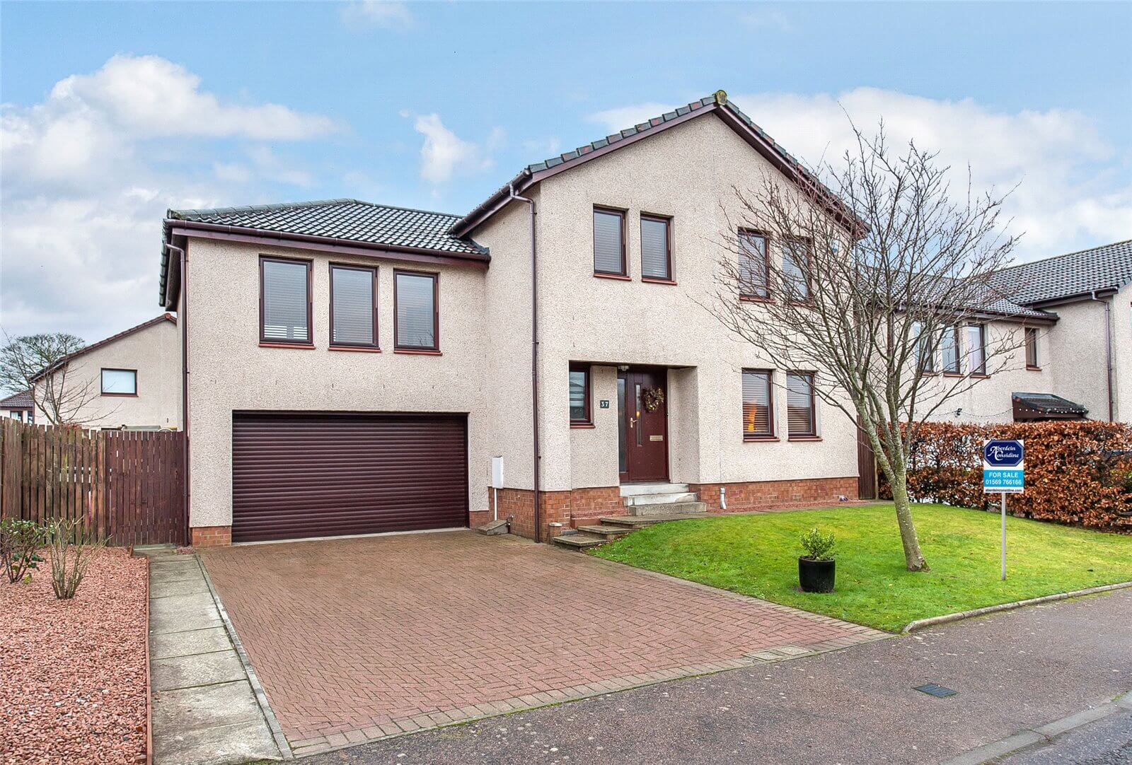 Style, elegance and space all rolled into one beautiful family home