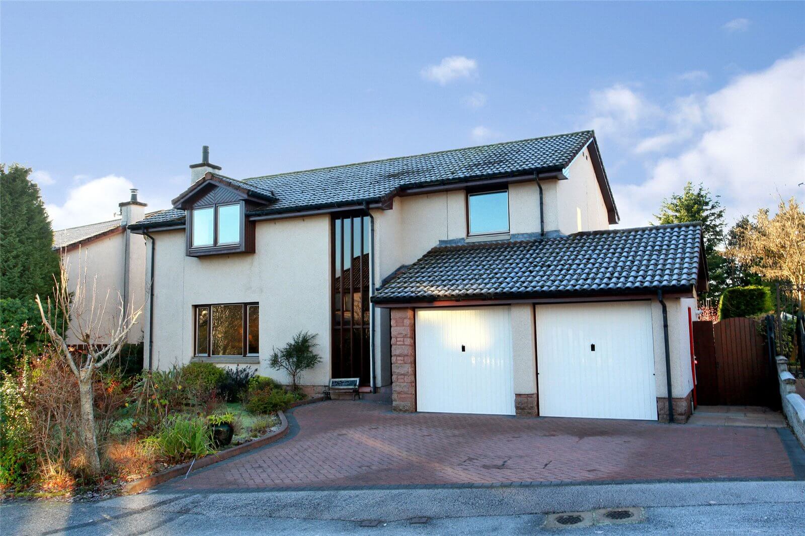 Our latest properties for sale and to let (11th January 2019)