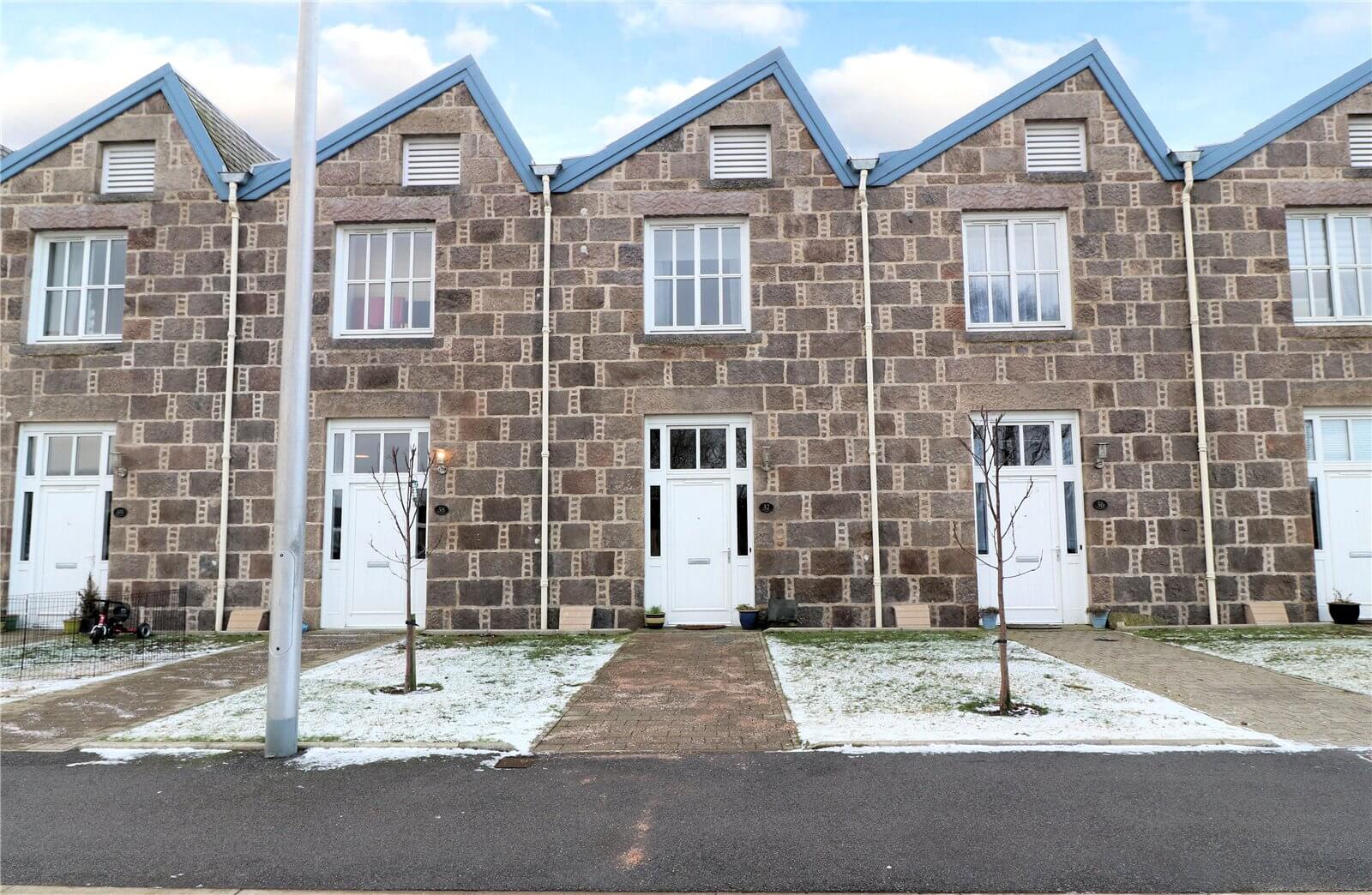Our latest properties for sale and to let (5th February 2019)