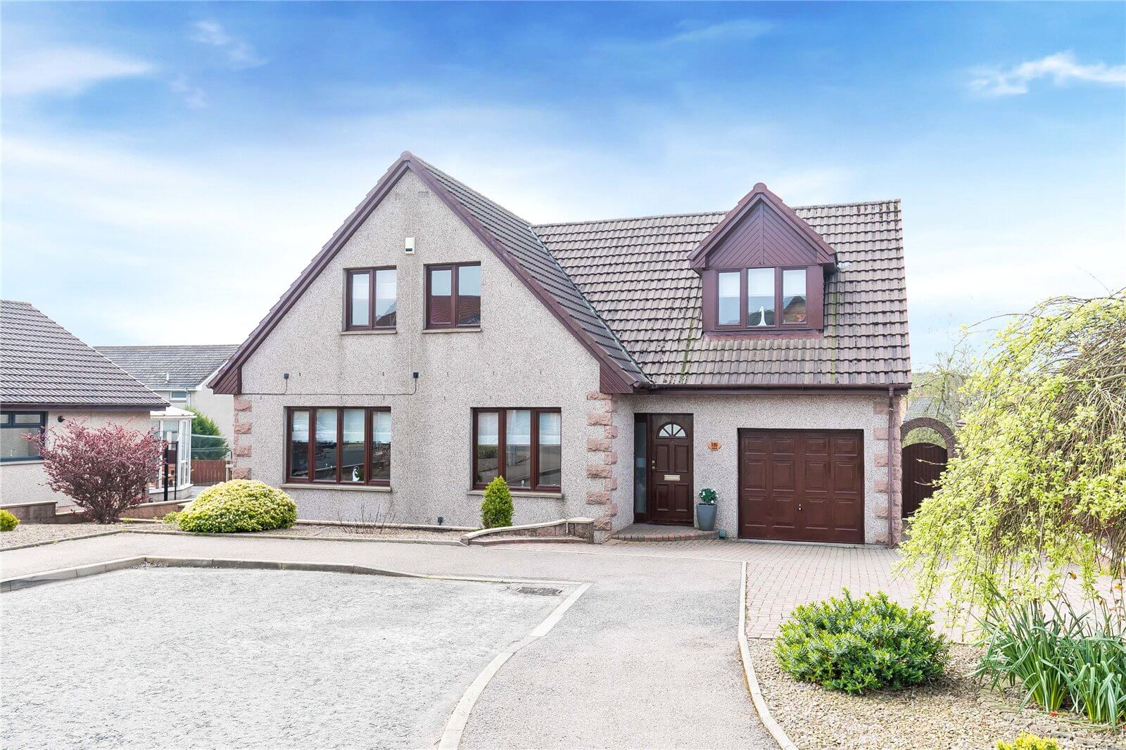 Our latest properties for sale and to let  (3rd May 2019)